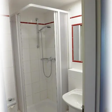 Lindenberger Hof 3* ארנספלדה