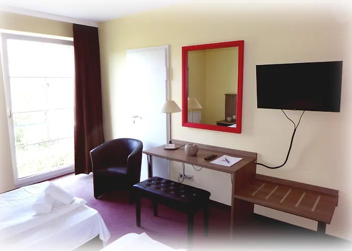 فندق Lindenberger Hof 3*