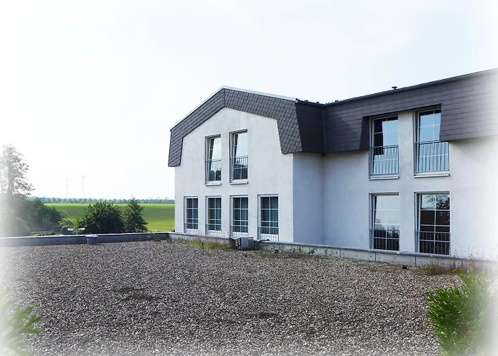 Lindenberger Hof فندق